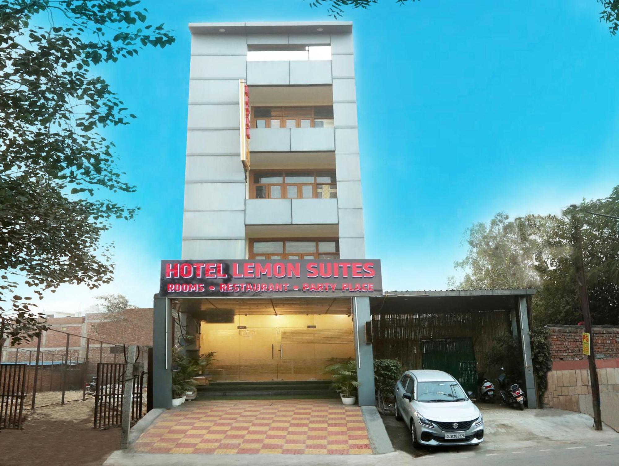 Hotel Lemon Suites & Banquet Noida Sector 62 المظهر الخارجي الصورة